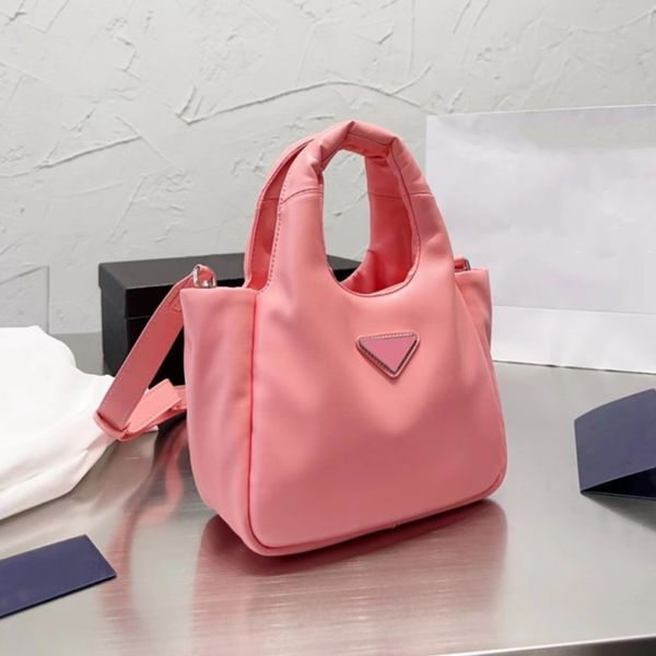 2023 mini basket bags designer bag woman crossbody shoulder bag handbag luxurys handbags fashion purses triangle leather 5 colors
2023 mini basket bags designer bag woman crossbody shoulder bag handbag luxurys handbags fashion purses triangle leather 5 colors