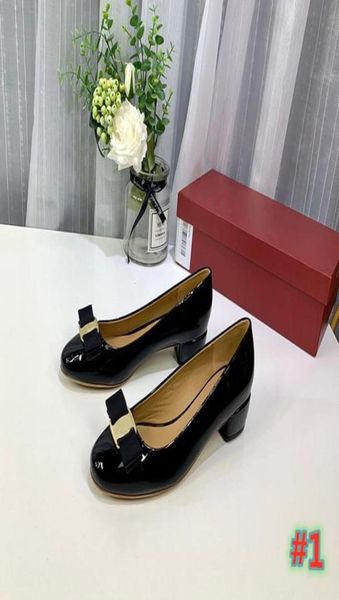 2021 fashion quality round head bridal shoes women039s leather base flat dress size 3541 with box3927358, Black
2021 fashion quality round head bridal shoes women039s leather base flat dress size 3541 with box3927358, Black