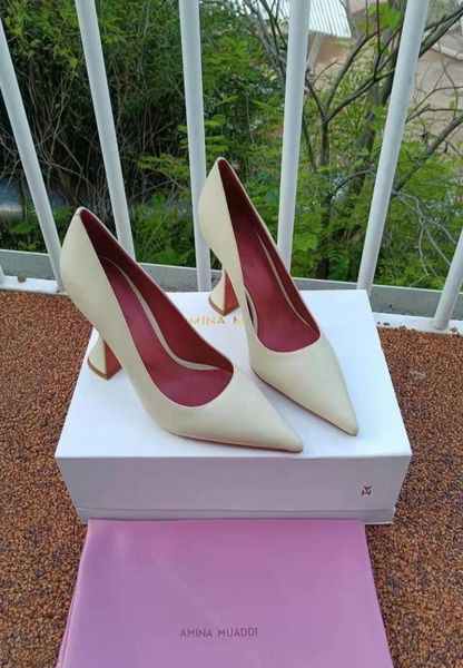 fashion season shoes amina italy ami pumps muaddi begum 95 genuine leather wedding bride2486500, Black
fashion season shoes amina italy ami pumps muaddi begum 95 genuine leather wedding bride2486500, Black