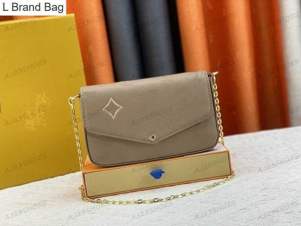 l brand bag 2023ss pochette felicie chain bag women designer empreinte leather cross body clutch bag m82047 m6997 purse detachable inner bag, Black
l brand bag 2023ss pochette felicie chain bag women designer empreinte leather cross body clutch bag m82047 m6997 purse detachable inner bag, Black