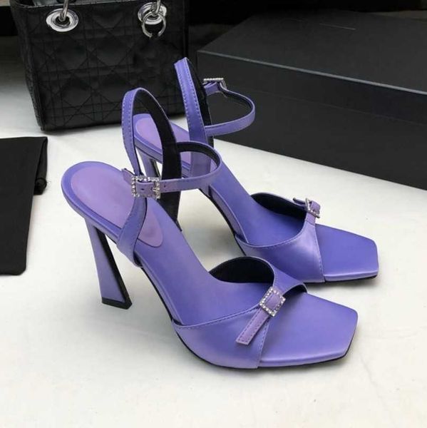 2023 latest fashion purple black blue leather sandals high heels women shoes crystals buckle slingback yl luxury .5cm stiletto wedding dre
2023 latest fashion purple black blue leather sandals high heels women shoes crystals buckle slingback yl luxury .5cm stiletto wedding dre