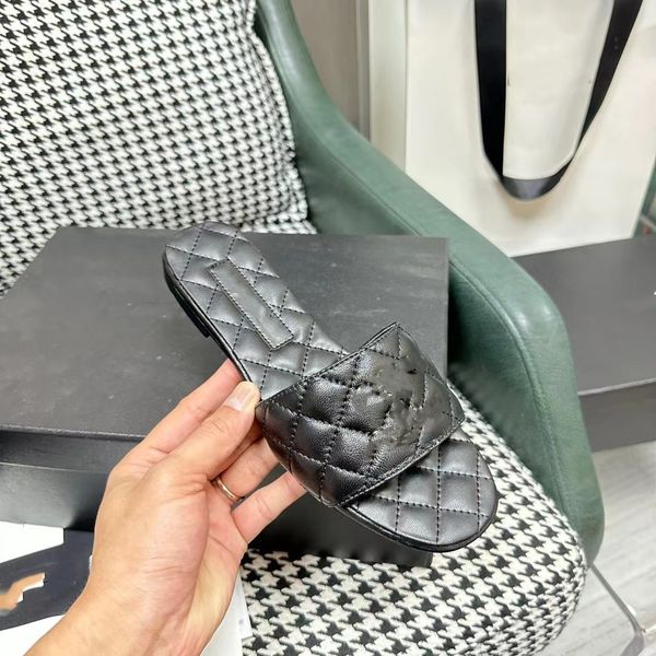 fashion lady slippers luxury designer sandals lady slide platform wedge rainbow summer slippers lady brand pair of rubber sandals, Black
fashion lady slippers luxury designer sandals lady slide platform wedge rainbow summer slippers lady brand pair of rubber sandals, Black