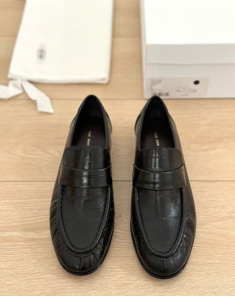 women casual shoes the row soft loafers almond toes vintage real genuine leather comfortable row fashion brand shoes 35-40 original box, Black
women casual shoes the row soft loafers almond toes vintage real genuine leather comfortable row fashion brand shoes 35-40 original box, Black