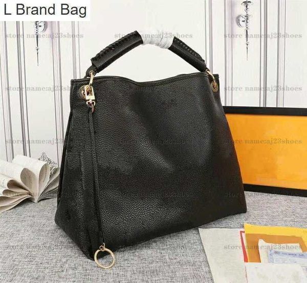 l bag artsy mm quietly luxurious hobo bags cross-stitched handle empreinte embossed leather casual tote big capacity business shopping shoul, Black
l bag artsy mm quietly luxurious hobo bags cross-stitched handle empreinte embossed leather casual tote big capacity business shopping shoul, Black