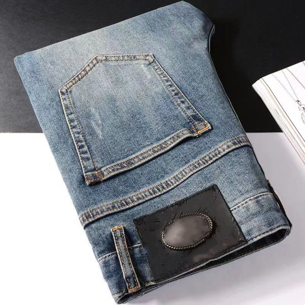 2023 new fashion jeans blue alphabet men's ksubi jeans slim elastic print small foot jeans
2023 new fashion jeans blue alphabet men's ksubi jeans slim elastic print small foot jeans