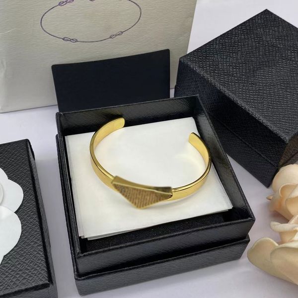 clover bracelet designer bracelet triangle p tennis bracelet new style gift inlay adjustable opening bracelets designer for women gold brace, Black
clover bracelet designer bracelet triangle p tennis bracelet new style gift inlay adjustable opening bracelets designer for women gold brace, Black