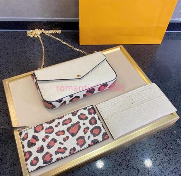 woman bag handbag purse original box date code women fashion whole checker plaid flower7018470, Black;red
woman bag handbag purse original box date code women fashion whole checker plaid flower7018470, Black;red