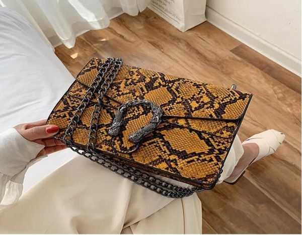 whole women handbag hasp womens chain bag street trend contrast color leather shoulder bags leathers shoulders fashion messeng2892412, Black;red
whole women handbag hasp womens chain bag street trend contrast color leather shoulder bags leathers shoulders fashion messeng2892412, Black;red
