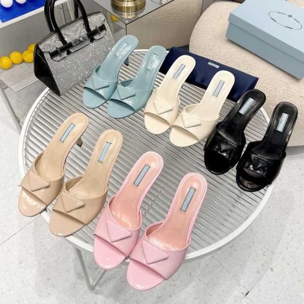 women designers slippers logo sandals fashion triangle flat slides pumps flip flops summer patent leather outdoor loafers bath shoes high he, Black
women designers slippers logo sandals fashion triangle flat slides pumps flip flops summer patent leather outdoor loafers bath shoes high he, Black