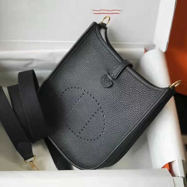 designer bag evelynbag handheld h tote bags 2023 mini 19 casual one layer cowhide bucket litchi pattern shoulder crossbody leather women
designer bag evelynbag handheld h tote bags 2023 mini 19 casual one layer cowhide bucket litchi pattern shoulder crossbody leather women