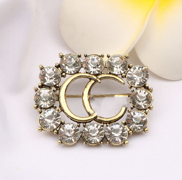 20style designer letter brooches women men luxury crystal pearl brooch suit laple pin metal fashion jewelry accessories, Gray
20style designer letter brooches women men luxury crystal pearl brooch suit laple pin metal fashion jewelry accessories, Gray