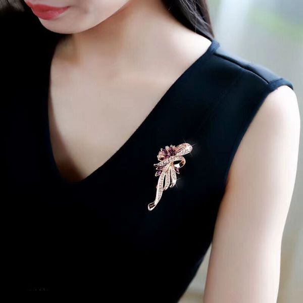 high grade temperament brooch for women with high beauty value, flower niche design sense, suit accessories, brooch, versatile pins, Gray
high grade temperament brooch for women with high beauty value, flower niche design sense, suit accessories, brooch, versatile pins, Gray