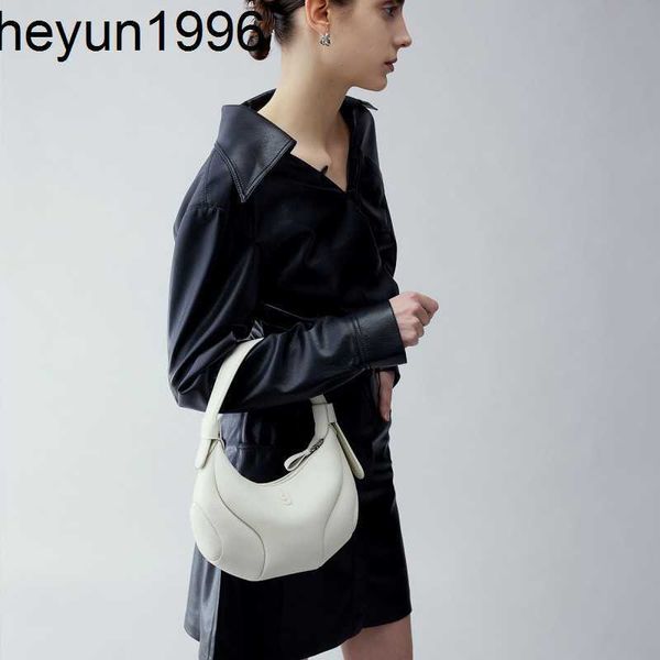kunogigi gulang jiji baseball underarm for women's high grade sense small size popular trendy one shoulder crossbody crescent bag
kunogigi gulang jiji baseball underarm for women's high grade sense small size popular trendy one shoulder crossbody crescent bag
