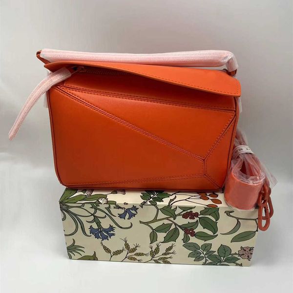 designer puzzles bag cross-body shoulder handbag high-quality leather luxury classic calfskin handheld tote wallet women's large capaci
designer puzzles bag cross-body shoulder handbag high-quality leather luxury classic calfskin handheld tote wallet women's large capaci