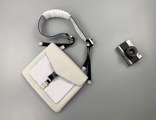 2020new 30 black and white are optional postman039s bag411 fashion oblique cross package size28 x 22 x 3 cm4343397
2020new 30 black and white are optional postman039s bag411 fashion oblique cross package size28 x 22 x 3 cm4343397