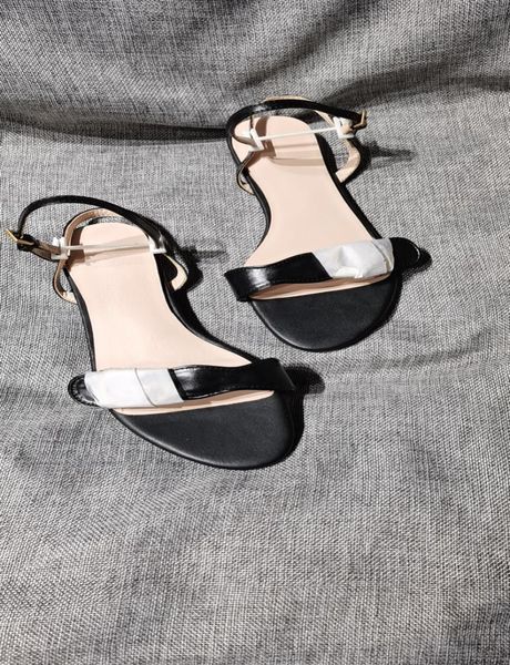 selling summer women039s slippers female039s flip flops mushroom slippers pvc sandals camellia jelly shoes beach shoes3421405, Black
selling summer women039s slippers female039s flip flops mushroom slippers pvc sandals camellia jelly shoes beach shoes3421405, Black