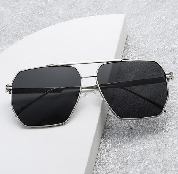 big metal frame sunglasses superclear men's women's sunglass driving glasses outdoor decoration shades eyewear, White;black
big metal frame sunglasses superclear men's women's sunglass driving glasses outdoor decoration shades eyewear, White;black