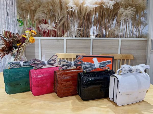 2023women's leather bag, luxury designer handbag, fashion designer shoulder bag, women's crossbody bag, handbag, wallet, crocodile
2023women's leather bag, luxury designer handbag, fashion designer shoulder bag, women's crossbody bag, handbag, wallet, crocodile