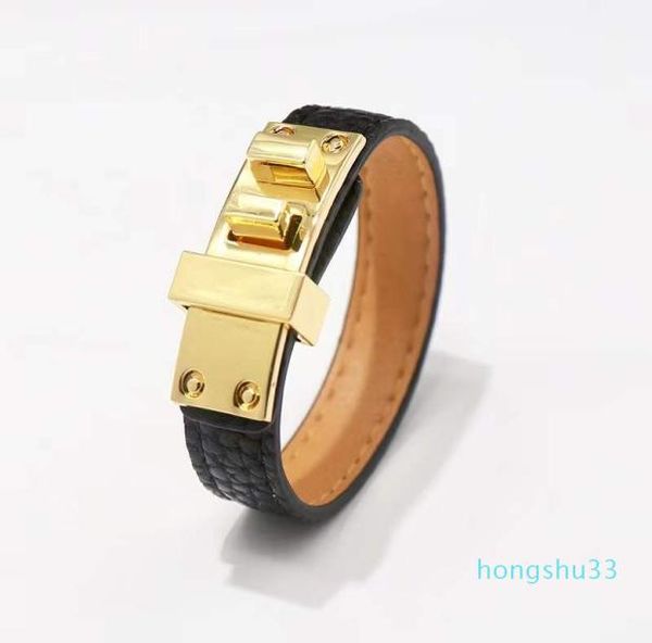 2022 luxury designer jewelry women leather bracelet with heart lock hardware charm pu bracelets four leaf flower pattern gold bag 8221294, Golden;silver
2022 luxury designer jewelry women leather bracelet with heart lock hardware charm pu bracelets four leaf flower pattern gold bag 8221294, Golden;silver