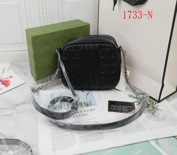 designers handbags wallet handbag women shoulder bag crossbody soho bag fringed messenger bags purse 21x7x13cm 1733n 9059225
designers handbags wallet handbag women shoulder bag crossbody soho bag fringed messenger bags purse 21x7x13cm 1733n 9059225