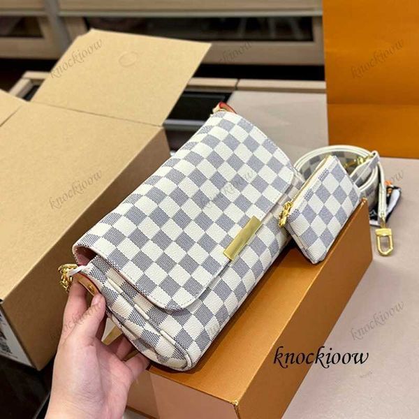 designer bags classic models luxury women fashion embossed shoulder bag two shoulder straps outside plus small key bag two in one leather cr
designer bags classic models luxury women fashion embossed shoulder bag two shoulder straps outside plus small key bag two in one leather cr