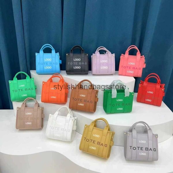 designer handbags fashion tote bags women's casual shoulder crossbody bag mini totes bags letter chain bag small crossbody stylishhandb
designer handbags fashion tote bags women's casual shoulder crossbody bag mini totes bags letter chain bag small crossbody stylishhandb