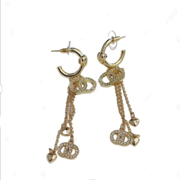 luxury brand designer earrings tassel chain dangle eardrop earrings classic double letters earring diamond ear stud for women lady party wed, Silver
luxury brand designer earrings tassel chain dangle eardrop earrings classic double letters earring diamond ear stud for women lady party wed, Silver