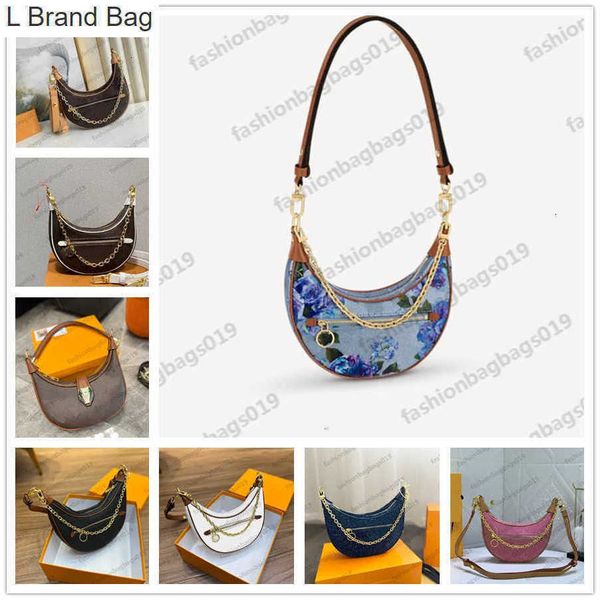 l brand bag flower painting loop bag croissant baguette half moon hobo chain cross body shoulder tote lady underarm handbag circle zipper pu, Black
l brand bag flower painting loop bag croissant baguette half moon hobo chain cross body shoulder tote lady underarm handbag circle zipper pu, Black