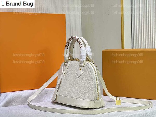 l brand bag white alma bb pm women handbags bags shell shaped braided handling crossbody tote luxury designer shoulder bag totes n45294 m531, Black
l brand bag white alma bb pm women handbags bags shell shaped braided handling crossbody tote luxury designer shoulder bag totes n45294 m531, Black