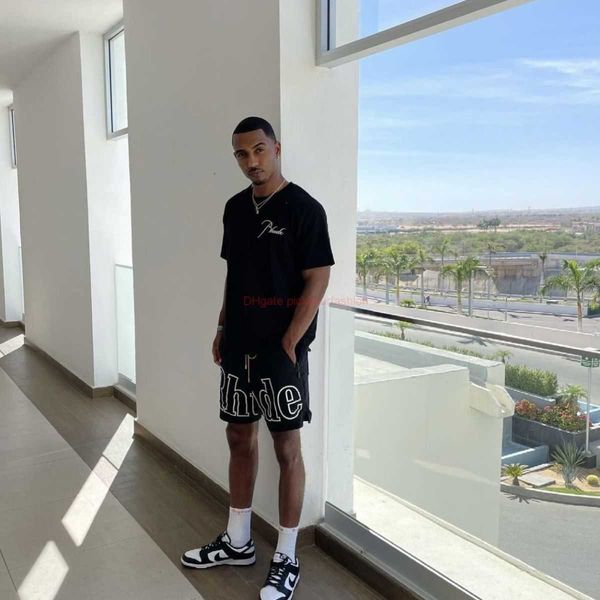 designer fashion clothing tees tshirt h392 rhude 22ss black white solid high street scribble letter fashion brand mens womens short sleeve t, White;black
designer fashion clothing tees tshirt h392 rhude 22ss black white solid high street scribble letter fashion brand mens womens short sleeve t, White;black