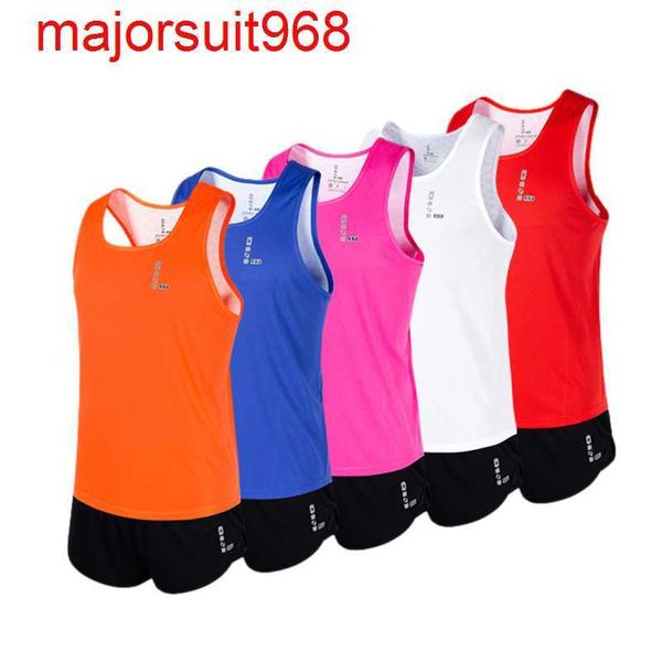 zero resistance track field suit set for men women's marathon running fitness lightweight and breathable tank short team, White;black
zero resistance track field suit set for men women's marathon running fitness lightweight and breathable tank short team, White;black
