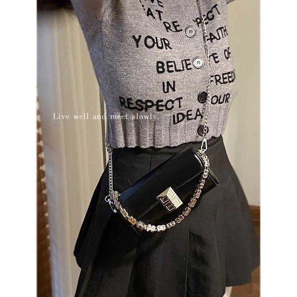 french minority texture underarm bag female chain small square all match messenger hand holding dinner
french minority texture underarm bag female chain small square all match messenger hand holding dinner