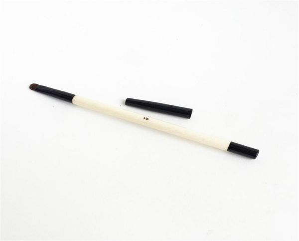wood handle lip makeup brush with cap precision lipstick stain or gloss applicator beauty makeup blending tool2147761
wood handle lip makeup brush with cap precision lipstick stain or gloss applicator beauty makeup blending tool2147761