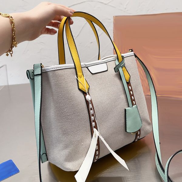 the tote bag designer bag tote bages women luxurys designers handbag fashion all-match classic trend handbags totes
the tote bag designer bag tote bages women luxurys designers handbag fashion all-match classic trend handbags totes