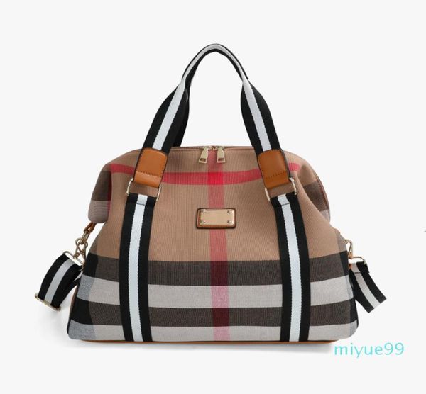 handbag 2021 checked bag large capacity canvas travel single shoulder portable messenger contrast for men and women6674123
handbag 2021 checked bag large capacity canvas travel single shoulder portable messenger contrast for men and women6674123