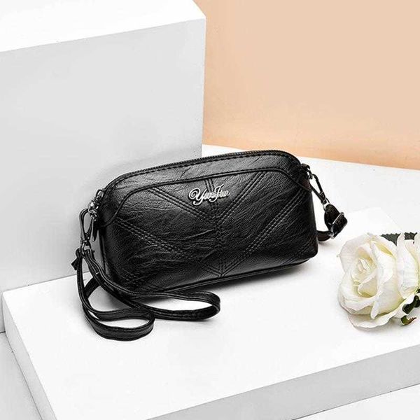 summer small bag mini shell clutch womens simple shoulder crossbody coin purse, Red;black
summer small bag mini shell clutch womens simple shoulder crossbody coin purse, Red;black