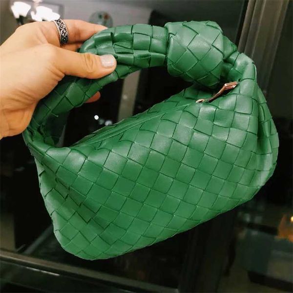 luxury bottegas bag jodie handheld handwoven summer cloud temperament handheld venetas leather tote handbags zc
luxury bottegas bag jodie handheld handwoven summer cloud temperament handheld venetas leather tote handbags zc