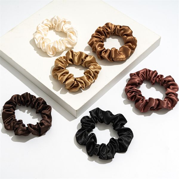 fashion blogger designer jewelry satin wholesale of new simple versatile hair loop elastic seamless large intestine ring women's headwe, Golden;silver
fashion blogger designer jewelry satin wholesale of new simple versatile hair loop elastic seamless large intestine ring women's headwe, Golden;silver