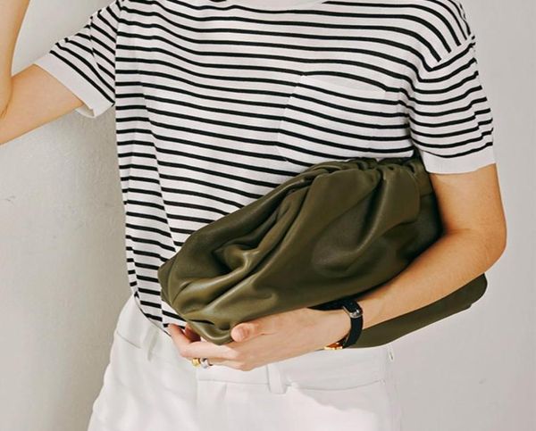 37cm large day clutch evening party purse women big ruched pillow bags pouch handbag clutches bag lady black burgundy q11168096903
37cm large day clutch evening party purse women big ruched pillow bags pouch handbag clutches bag lady black burgundy q11168096903