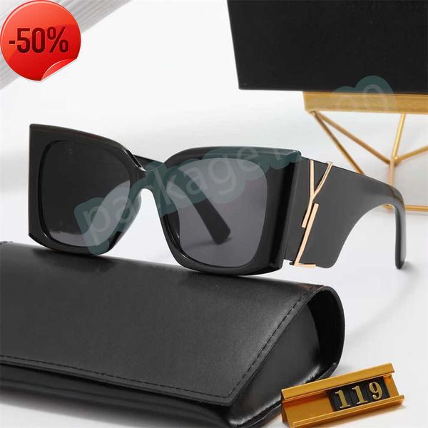 2023 luxury sunglasses designer brand sunglasses 119 for black brands women glasses uv protection fashion sunglass letter casual eyeglasses, White;black
2023 luxury sunglasses designer brand sunglasses 119 for black brands women glasses uv protection fashion sunglass letter casual eyeglasses, White;black