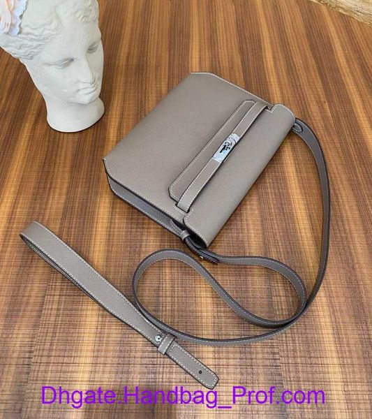 hemrres designer wholesale kely tote bags online store 2023h new handprint bag depeche s leather crossbody cowhide women's clip handbag
hemrres designer wholesale kely tote bags online store 2023h new handprint bag depeche s leather crossbody cowhide women's clip handbag