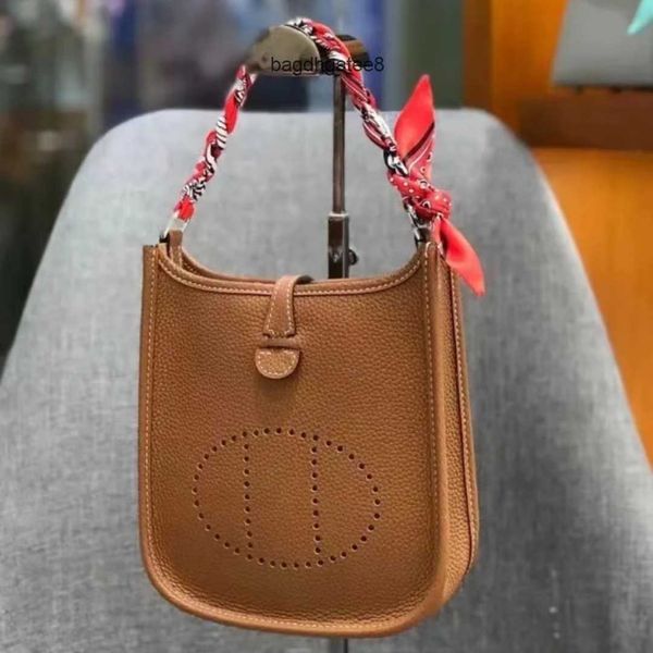 designer bag h tote bags 2023 family mini crossbody women's layer cowhide litchi pattern evelynbag ke9f with tltz
designer bag h tote bags 2023 family mini crossbody women's layer cowhide litchi pattern evelynbag ke9f with tltz
