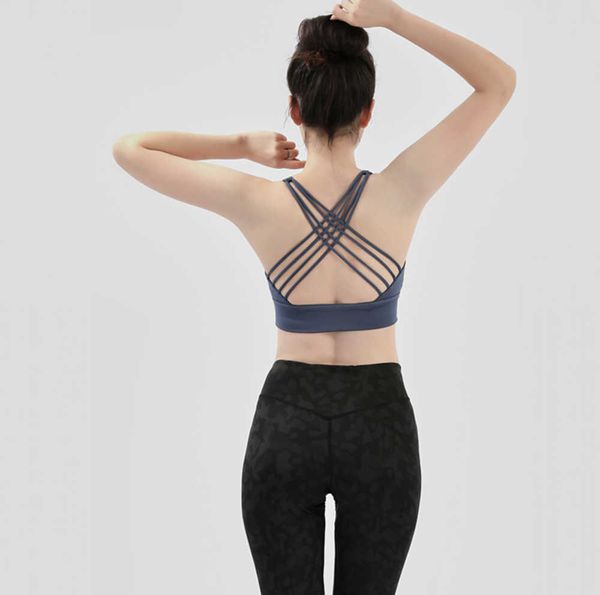 yoga bra women padded sports shake proof running workout gym tank fitness shirt vest leisure 3ess, Black;white
yoga bra women padded sports shake proof running workout gym tank fitness shirt vest leisure 3ess, Black;white