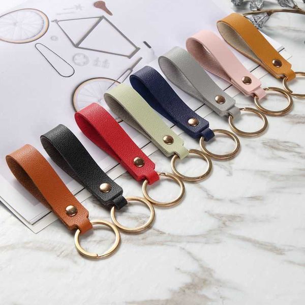 key rings 8 colors fashion pu leather keychain business gift leather key chain men women car key strap waist wallet keychains keyrings aa230, Slivery;golden
key rings 8 colors fashion pu leather keychain business gift leather key chain men women car key strap waist wallet keychains keyrings aa230, Slivery;golden