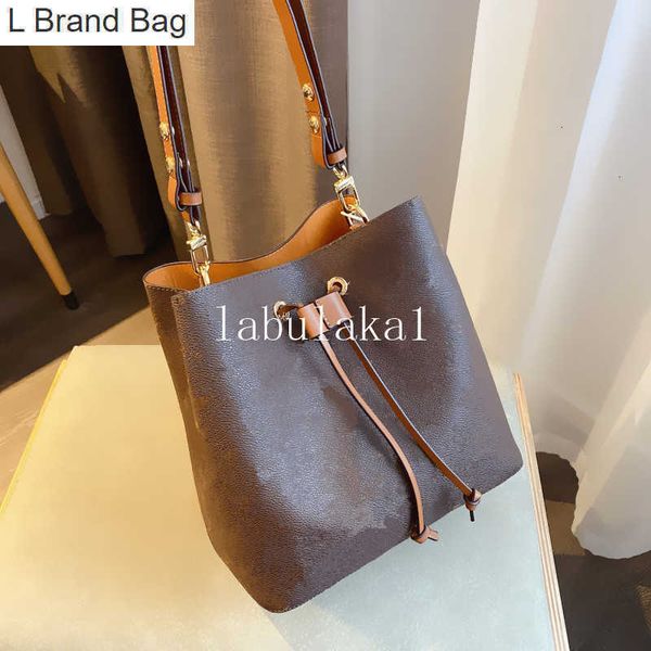 l brand bag 2020 new orignal real leather fashion famous shoulder bag tote handbags presbyopic shopping bag purse messenger bag neonoe, Black
l brand bag 2020 new orignal real leather fashion famous shoulder bag tote handbags presbyopic shopping bag purse messenger bag neonoe, Black