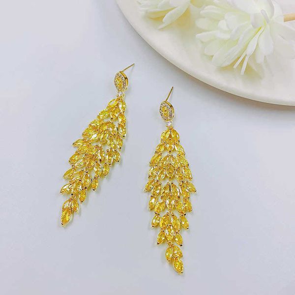 yellow wheat ear earrings hollowed out leaves and stylish long tassel skirt silver needle earrings, Golden
yellow wheat ear earrings hollowed out leaves and stylish long tassel skirt silver needle earrings, Golden