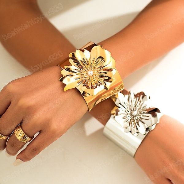 large wide smooth metal surface with flower cuff bracelets for women exaggerated bangles bracelets fashion jewelry, Black
large wide smooth metal surface with flower cuff bracelets for women exaggerated bangles bracelets fashion jewelry, Black