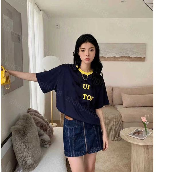 23ss tee womens t-shirt womens designer clothing round neck pure cotton chain embellished flocked monogram print short sleeve t-shirt womens, White
23ss tee womens t-shirt womens designer clothing round neck pure cotton chain embellished flocked monogram print short sleeve t-shirt womens, White