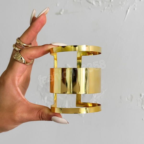 exaggerated smooth hollowed open cuff bracelets for women large africa bangle bracelets fashion jewelry accessories on hand, Black
exaggerated smooth hollowed open cuff bracelets for women large africa bangle bracelets fashion jewelry accessories on hand, Black