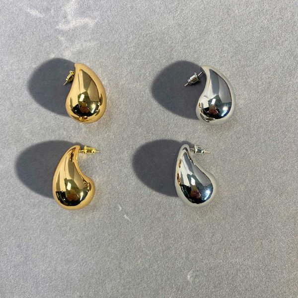 autumn and winter personalized water drop modeling earrings female brass gilded simple temperament advanced feeling cool style earrings, Golden
autumn and winter personalized water drop modeling earrings female brass gilded simple temperament advanced feeling cool style earrings, Golden